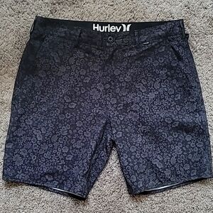 Hurley hybrid shorts- 34
